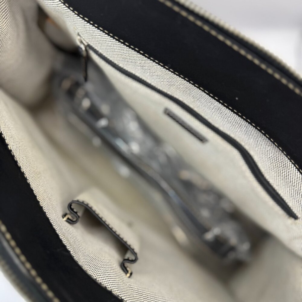 ! Vintage Dooney & Bourke Signature Logo Double Pocket Gray & Black Tote Bag ! - Picture 4 of 7